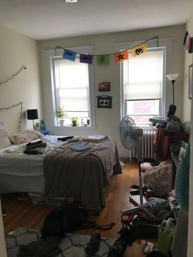 Foto del edificio - SEPT incredible 2bed in Allston! B line & ...