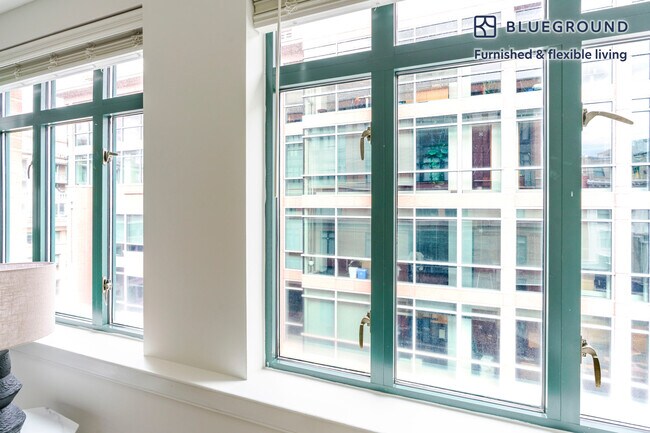 Foto del edificio - 400 8th St NW