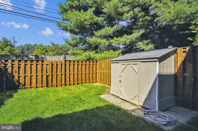Building Photo - 11444 Herefordshire Way
