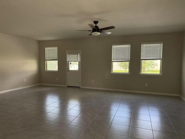 Building Photo - 5613 Lehman Way