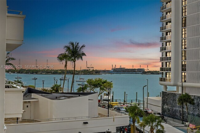 Foto del edificio - 11 11th St