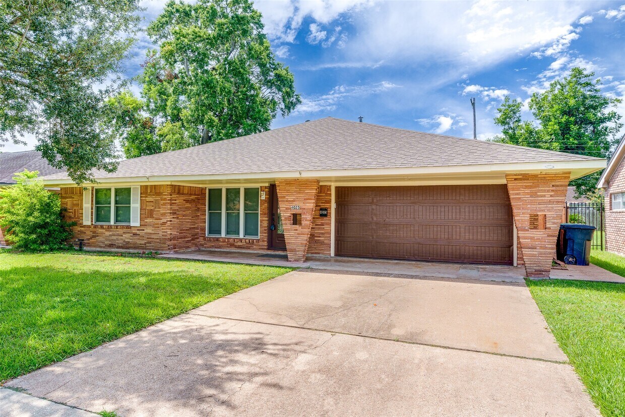 Foto principal - 4025 Silverwood Dr