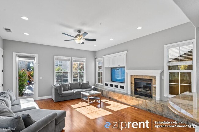 Foto del edificio - 4 br, 3.5 bath House - 3250 Madden Way, Du...