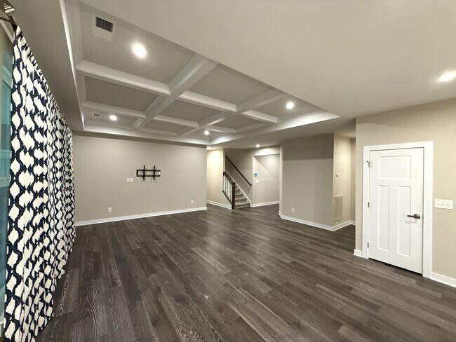 Foto del edificio - 8807 Chapel Grove Crossing Dr