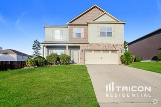 Building Photo - 450 Summit Hills Cir