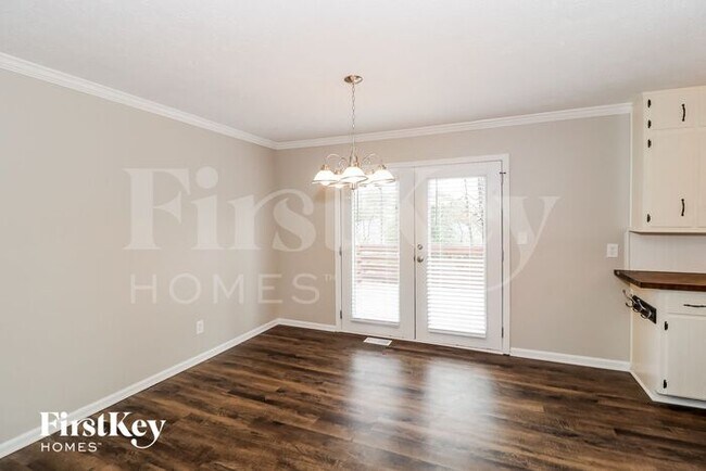 Foto del edificio - 1715 Straw Valley Rd