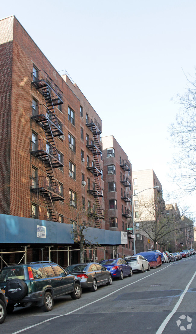 Building Photo - Park Terrace Arms