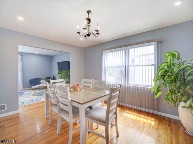 Foto del edificio - 611 Middlesex St