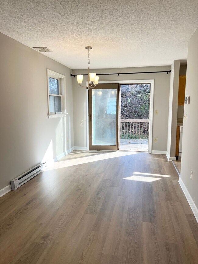 Foto del edificio - Rarely available Lake Vista Townhouse - en...