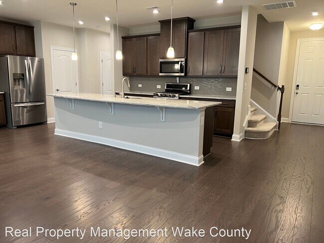 Foto del edificio - 3 br, 2.5 bath House - 722 Lampwick Lane