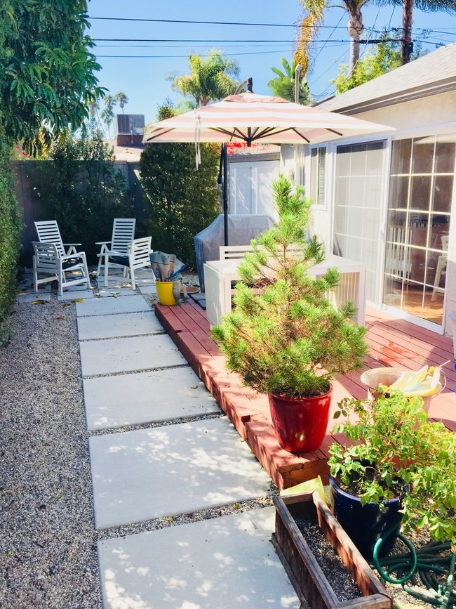 Building Photo - 2329 Clark Ave