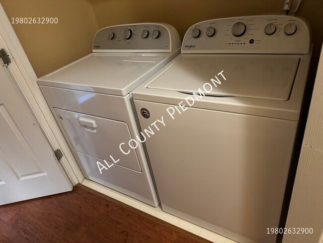 Foto del edificio - 14207 Greenstone Ct