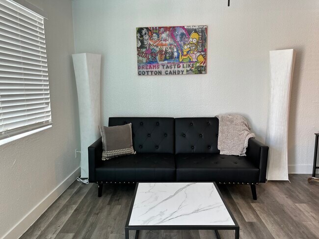 Living Room - 2201 E Cactus Rd