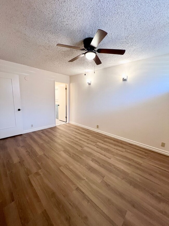 Foto del edificio - Oceanfront 2BR / 2BA Condo at The Sea Village on Ali'i Drive