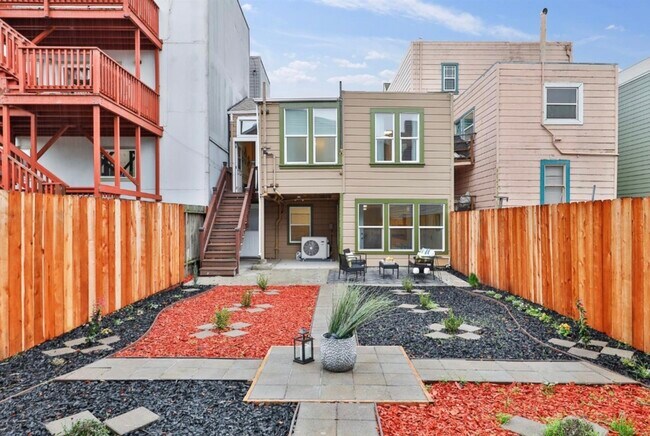 Building Photo - 1682 Kirkwood Avenue