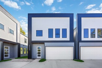 Building Photo - 7129 England St