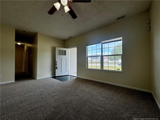 Building Photo - 3440 Ireland Dr