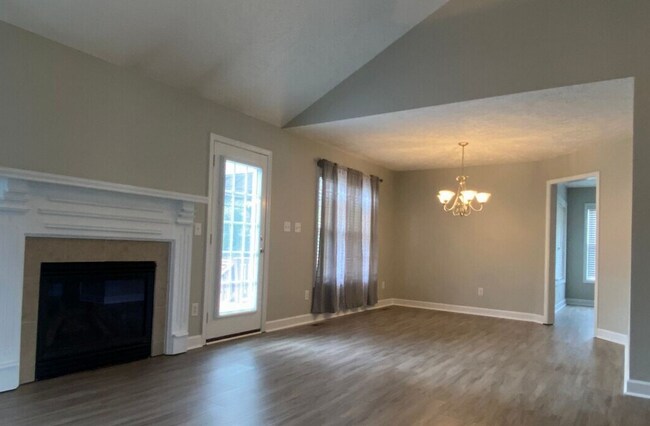 Foto del edificio - NEW LISTING!!!!