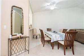 Foto del edificio - 1340 Charleston Square Dr