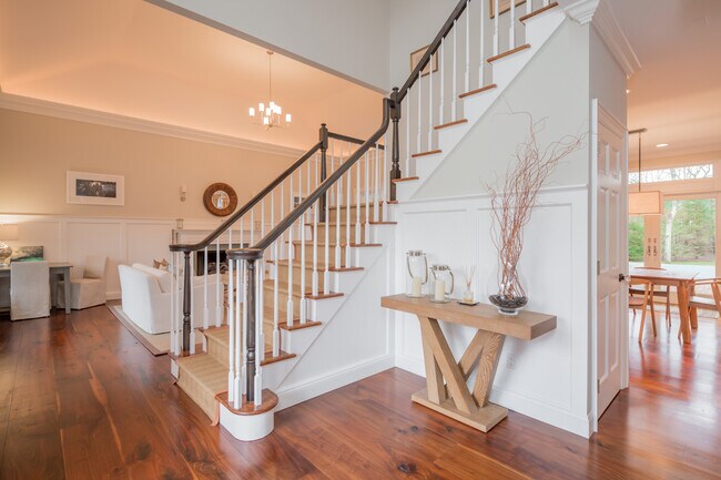 Foto del edificio - 8 Mountain Laurel Ln