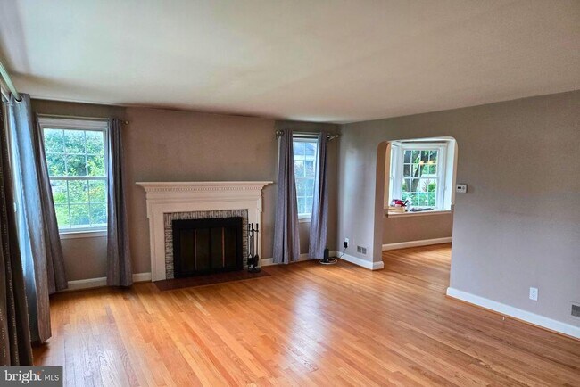 Foto del edificio - 8624 Drumwood Rd