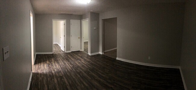 Foto del edificio - 505 N Bradford Ave