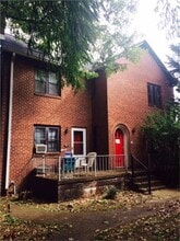 Building Photo - 1508 Lee St E