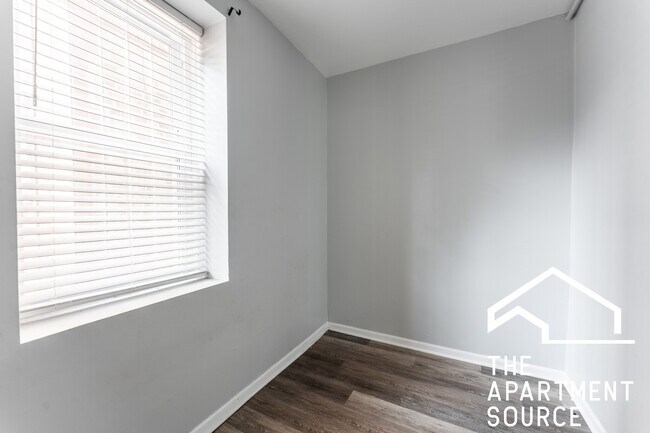 Foto del edificio - 2652 W 21st Pl
