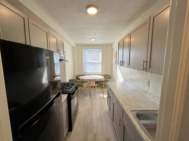 Foto del edificio - Parkwood Manor Apartments