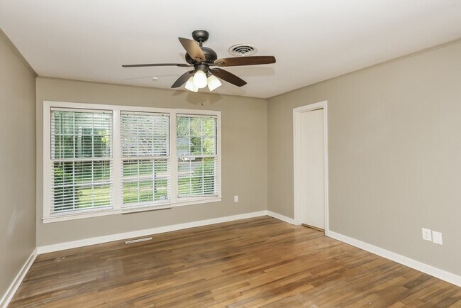 Foto del edificio - Beautiful Home in Jackson with Great Space!