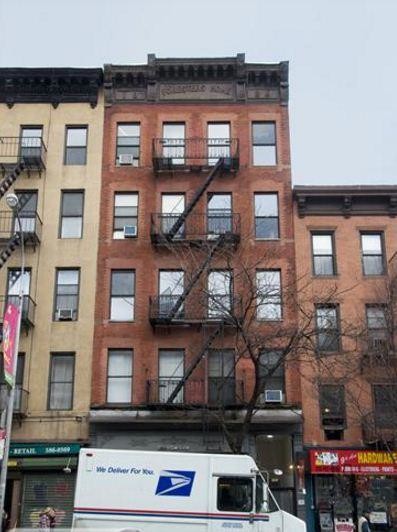 Primary Photo - 690 9th Ave