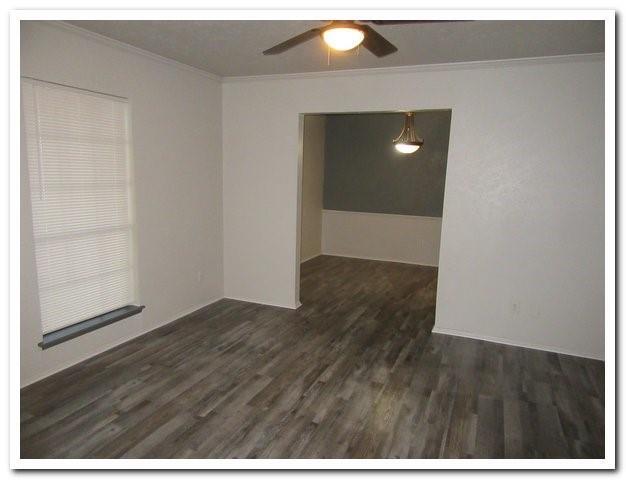 Foto del edificio - 5713 Christie Ln