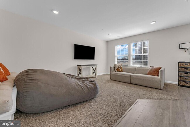 Foto del edificio - 8805 Mimosa Ave