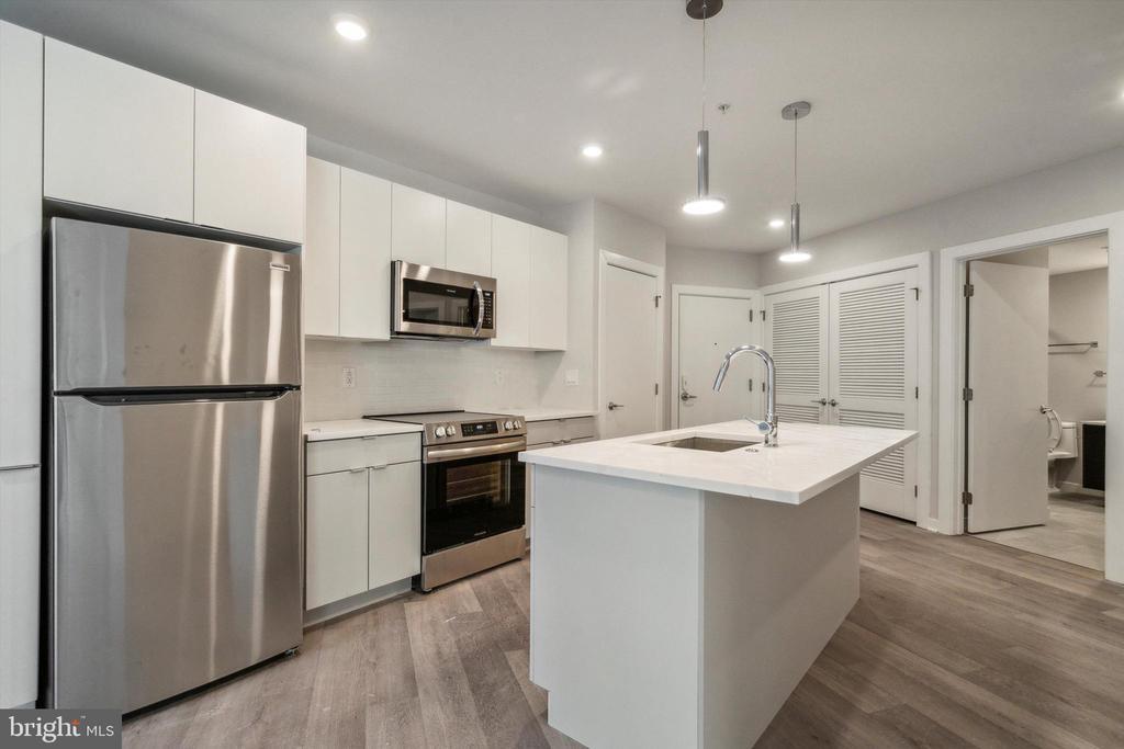 Foto principal - 3449 Scotts Ln
