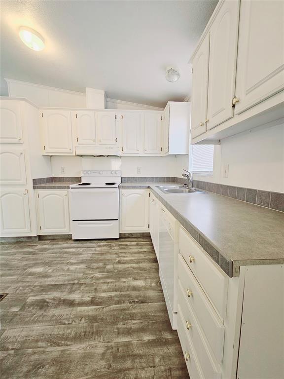Building Photo - 1467 Live Oak Dr