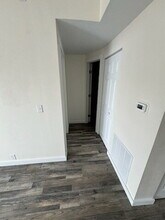 Building Photo - 167 Bevonne Ct