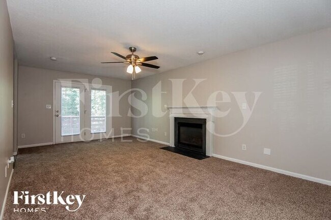 Building Photo - 153 Silver Birch Ln