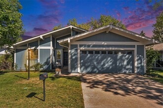 Building Photo - 12090 E Maple Ave