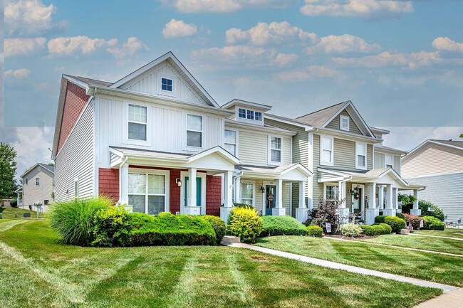 Building Photo - Gorgeous Updated 3 Bed 2.5 Bath Home w/2 C...