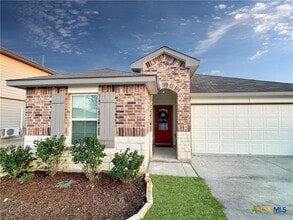 Building Photo - 408 Pebble Creek Run