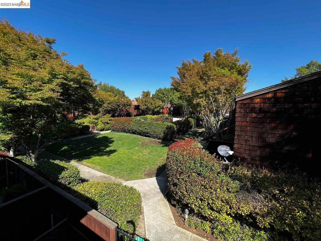 1455 Latour Ln Unit 20, Concord, CA 94521 Condo for Rent in Concord