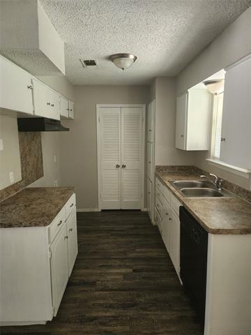 Building Photo - 3425 Royal Crest Dr