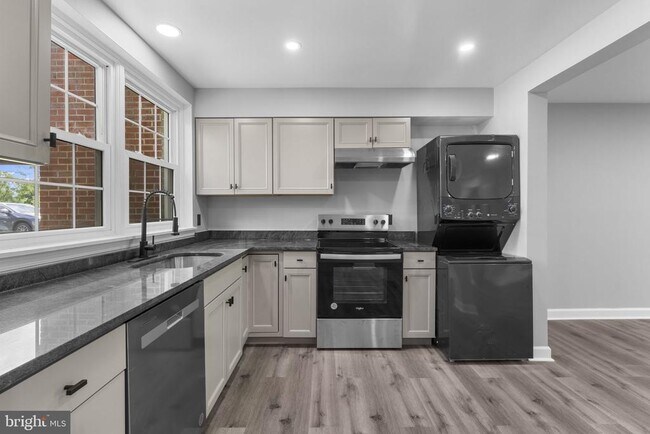 Foto del edificio - 1044 Ramsgate Ct