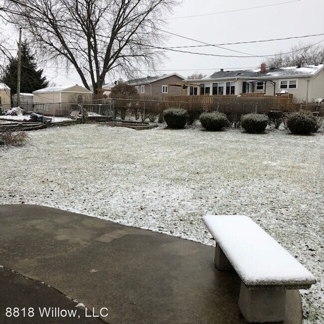 Foto del edificio - 3 br, 2 bath House - 8818 Willow Rd