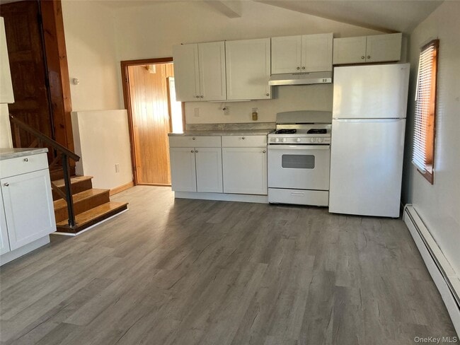 Building Photo - 607 Bull Mill Rd