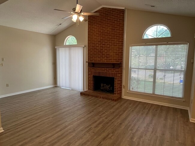 Foto del edificio - Wonderful 3 Bedroom Ranch in Huntersville