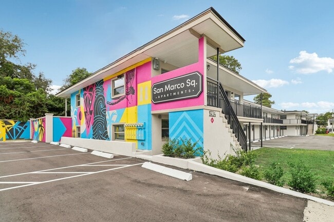 Welcome to San Marco Sq Apartments - CHECK... - Welcome to San Marco Sq Apartments - CHECK...