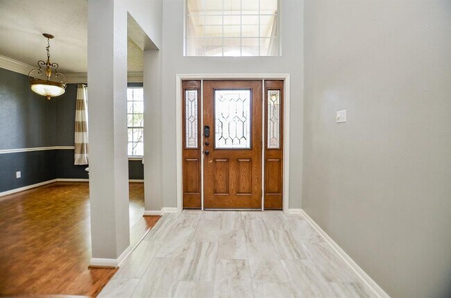 Foto del edificio - 7406 Greatwood Grove Dr