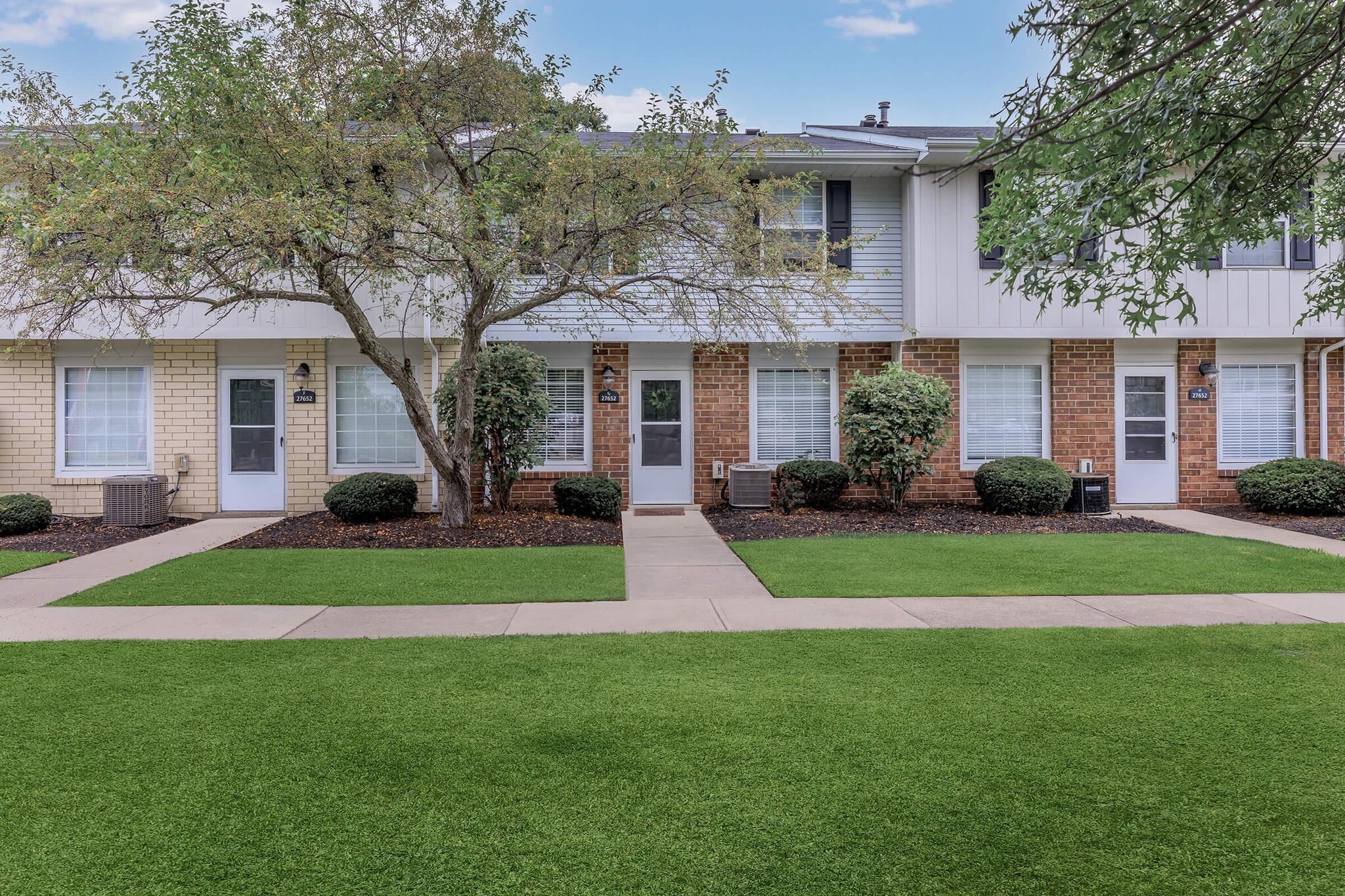 Westchester Townhomes – photo 1