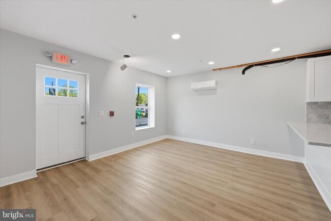 Building Photo - 7406 Bristol Pike